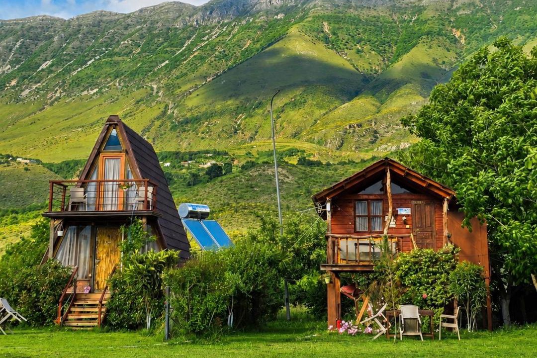 Photo of Others in Lazarat