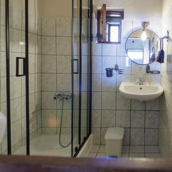 Photo of Bathroom in Vatheia