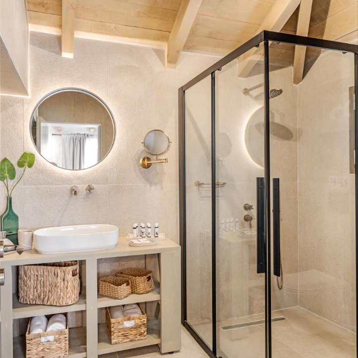 Photo of Bathroom in Mazarakata
