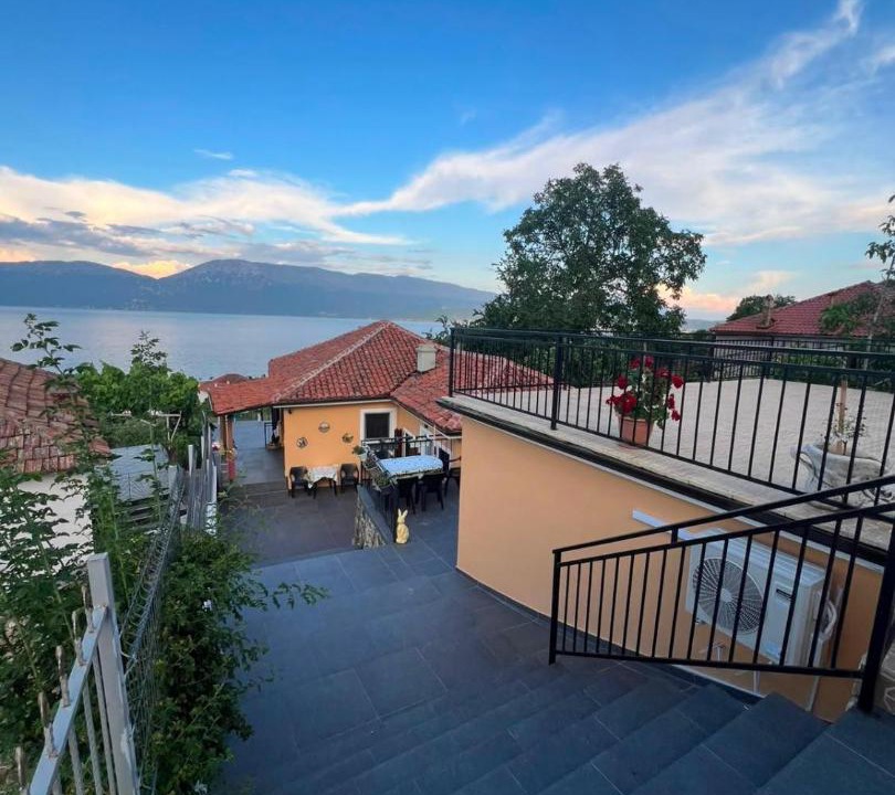 Photo of Patio Balcony in Udenisht