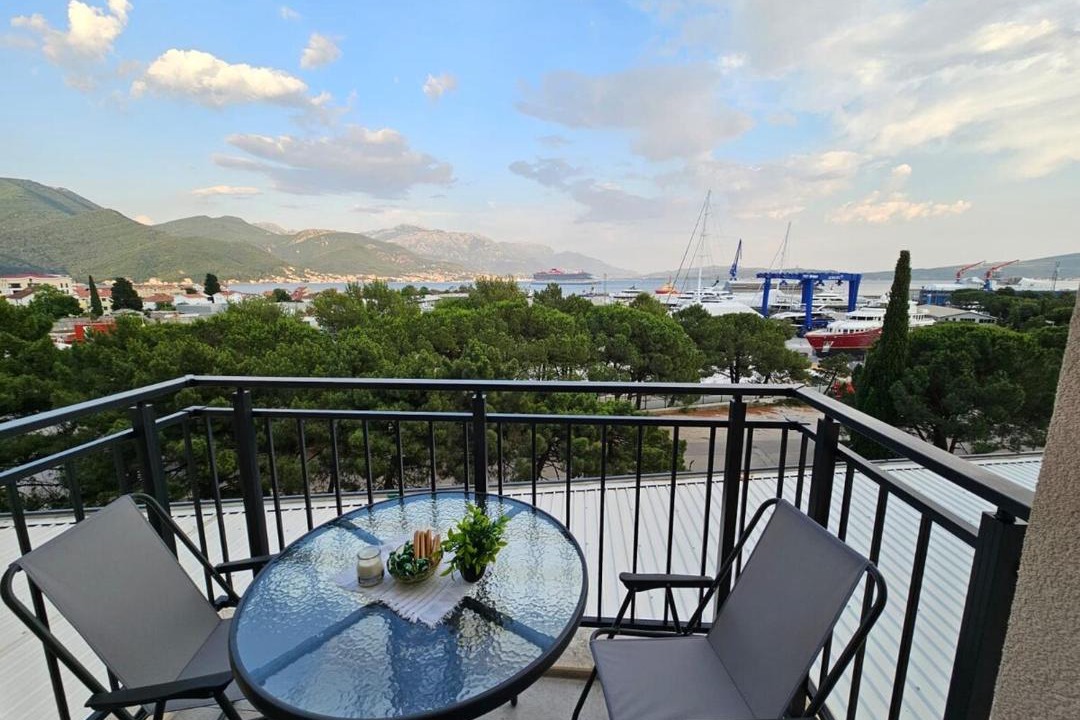 Photo of Patio Balcony in Bijela