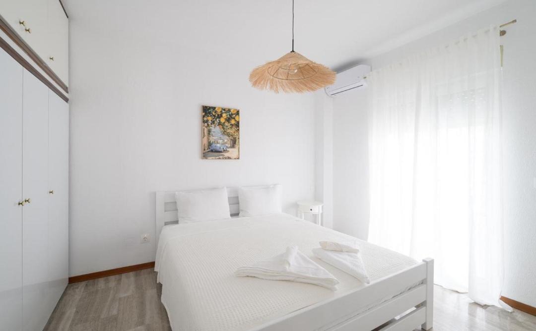 Photo of Bedroom in Neoi Epivates