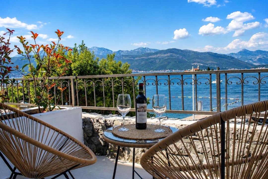 Photo of Patio Balcony in Radovici
