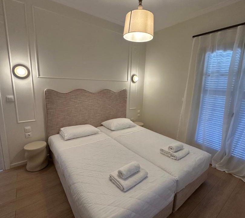 Photo of Bedroom in Ipsos