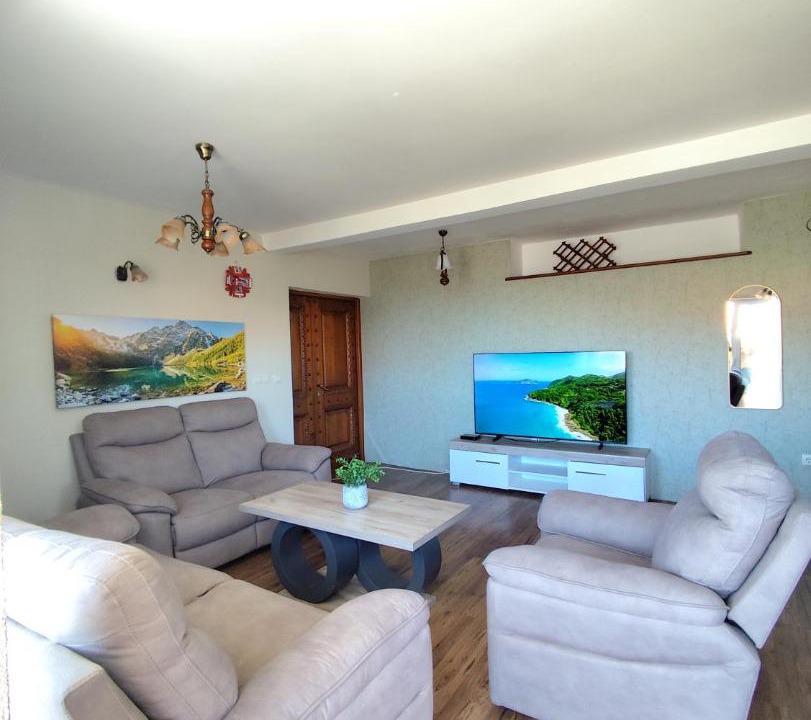 Photo of Livingroom in Podmaine