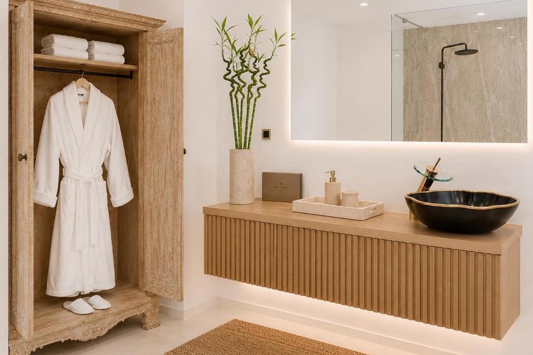 Photo of Bathroom in Lambi
