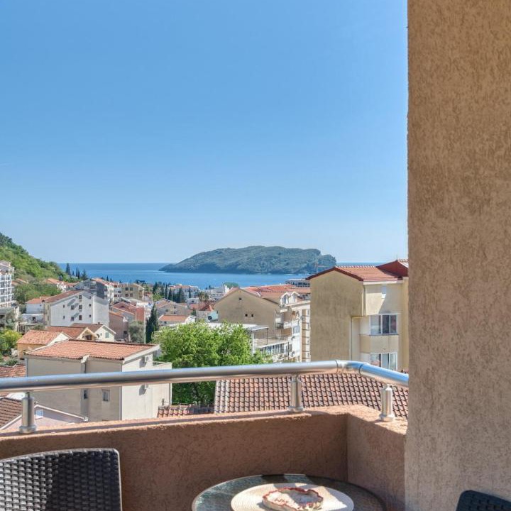 Photo of Patio Balcony in Lazi