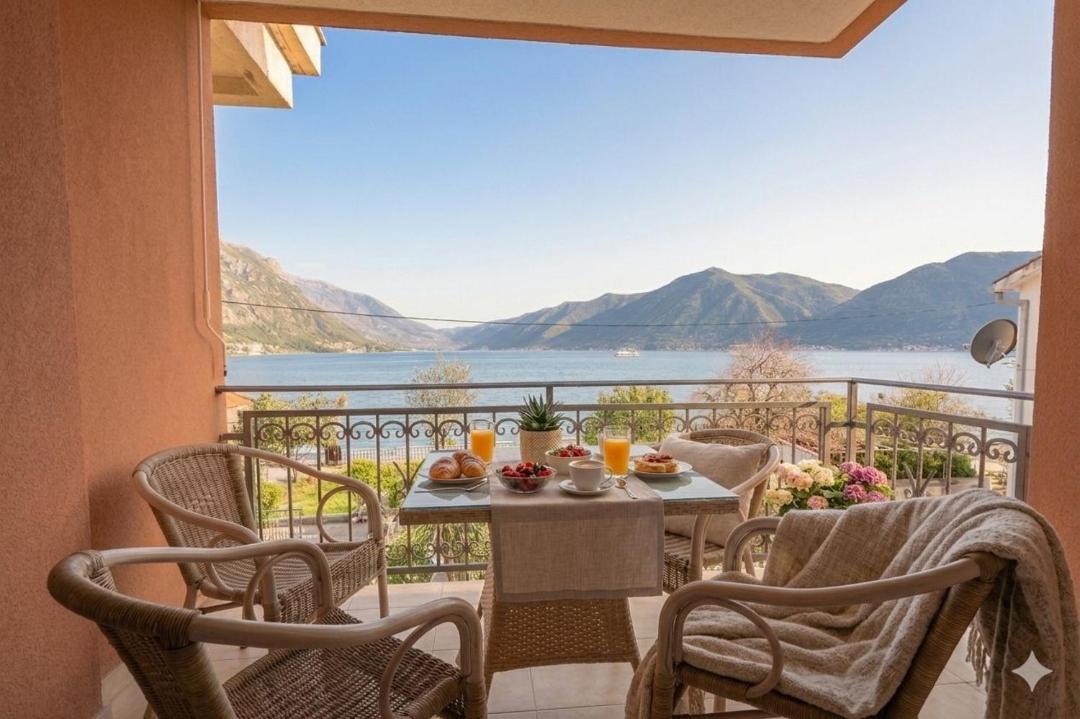 Photo of Patio Balcony in Orahovac