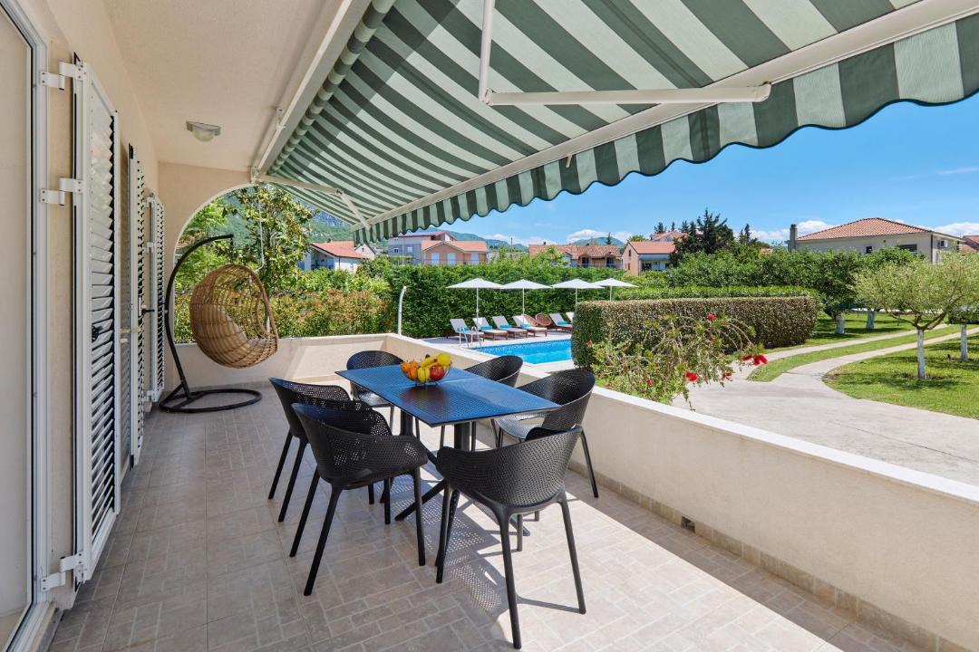 Photo of Patio Balcony in Podi