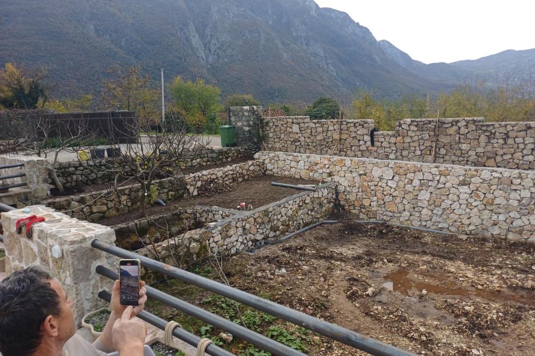 Photo of Others in Limljani