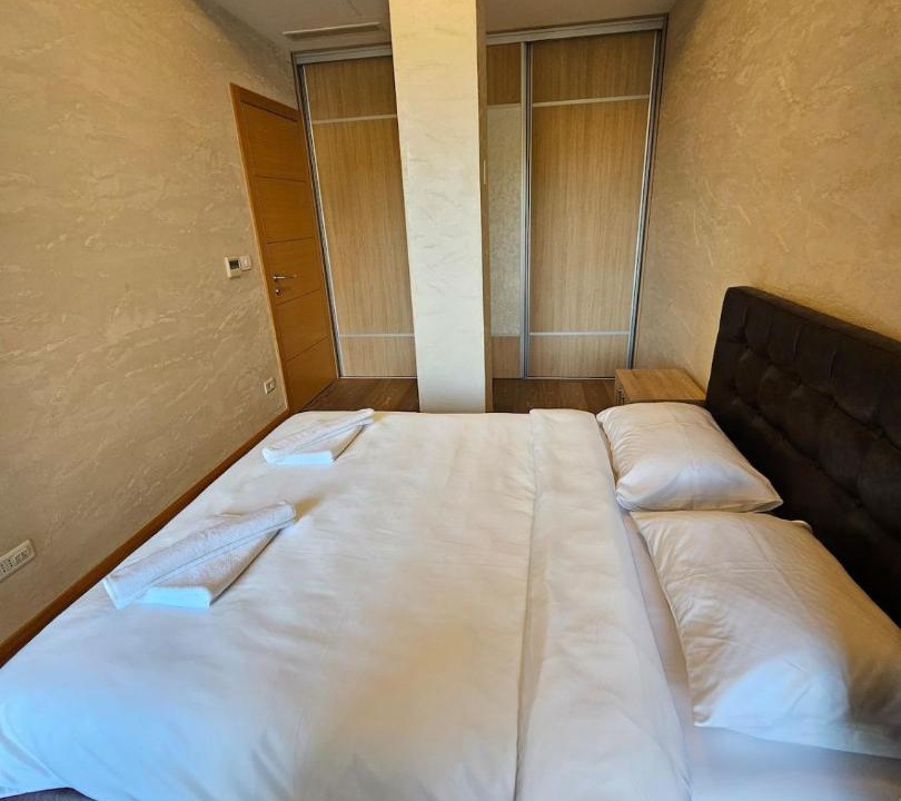 Photo of Bedroom in Maini