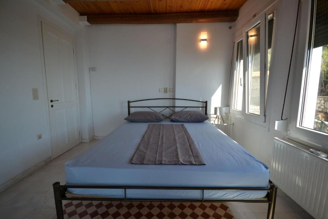 Photo of Bedroom in Kalamitsi