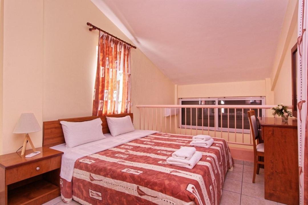 Photo of Bedroom in Kalo Nero