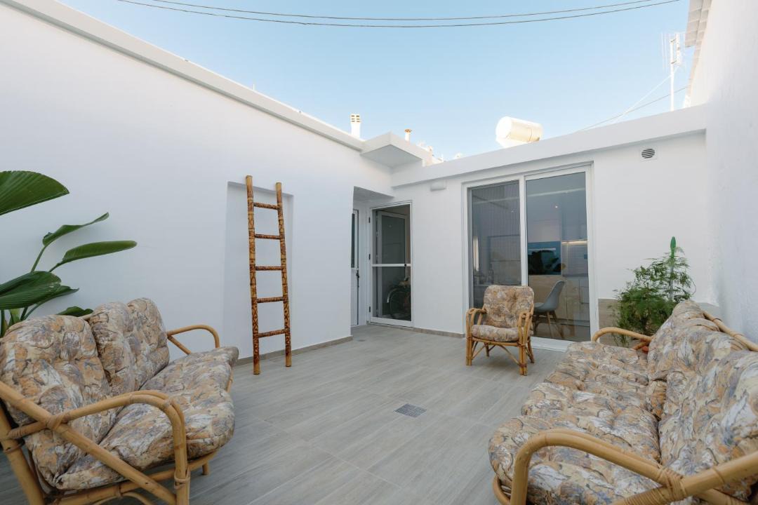 Photo of Patio Balcony in Lambi