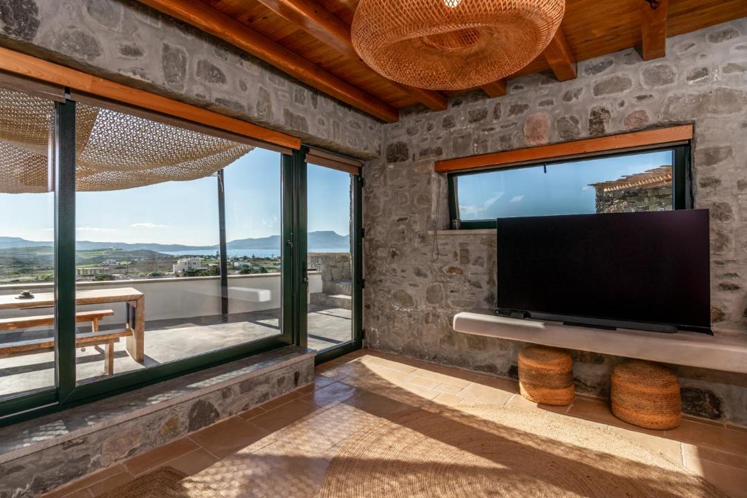 Photo of Others in Milos