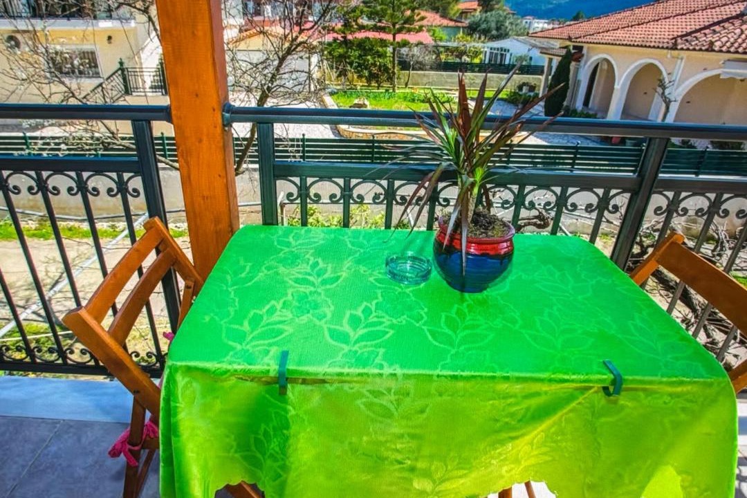 Photo of Patio Balcony in Alikanas
