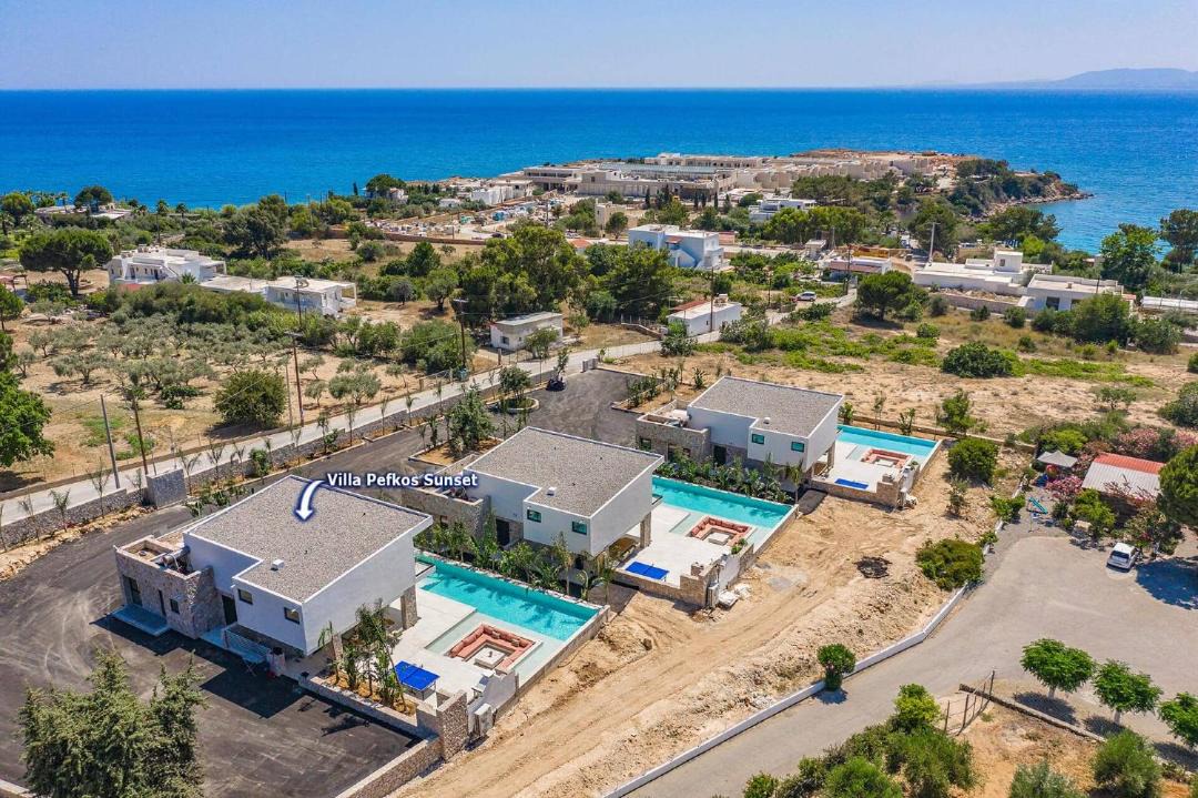 Photo of Others in Pefkos