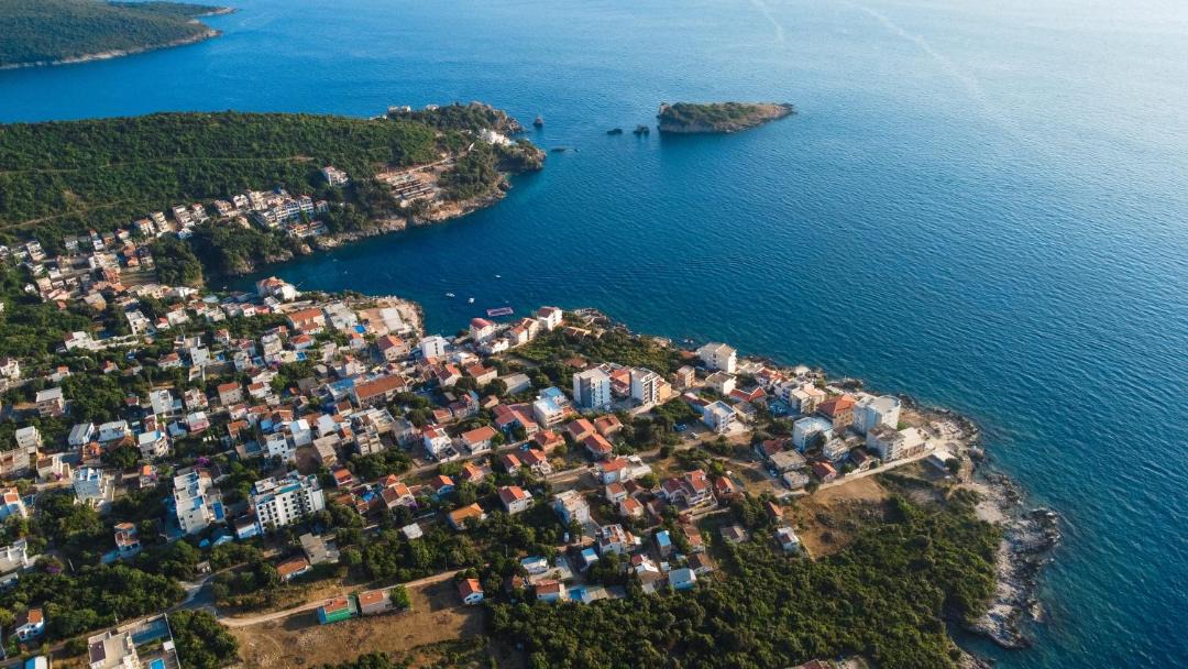 Photo of Buildings in Utjeha Hladna Uvala