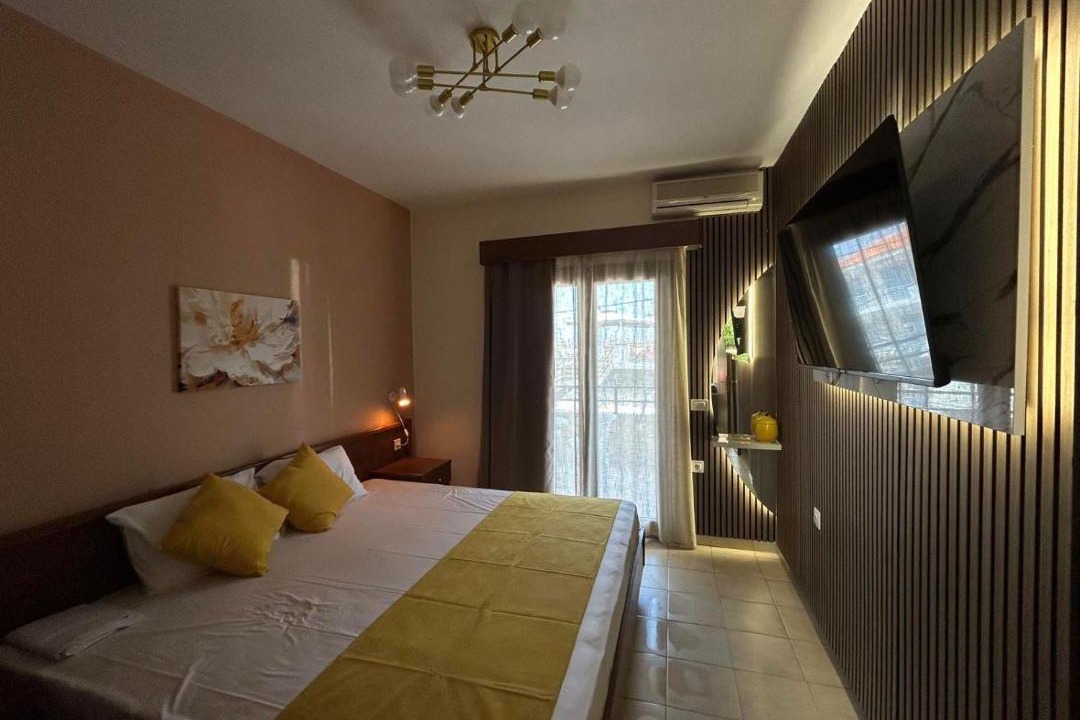 Photo of Bedroom in Polichrono