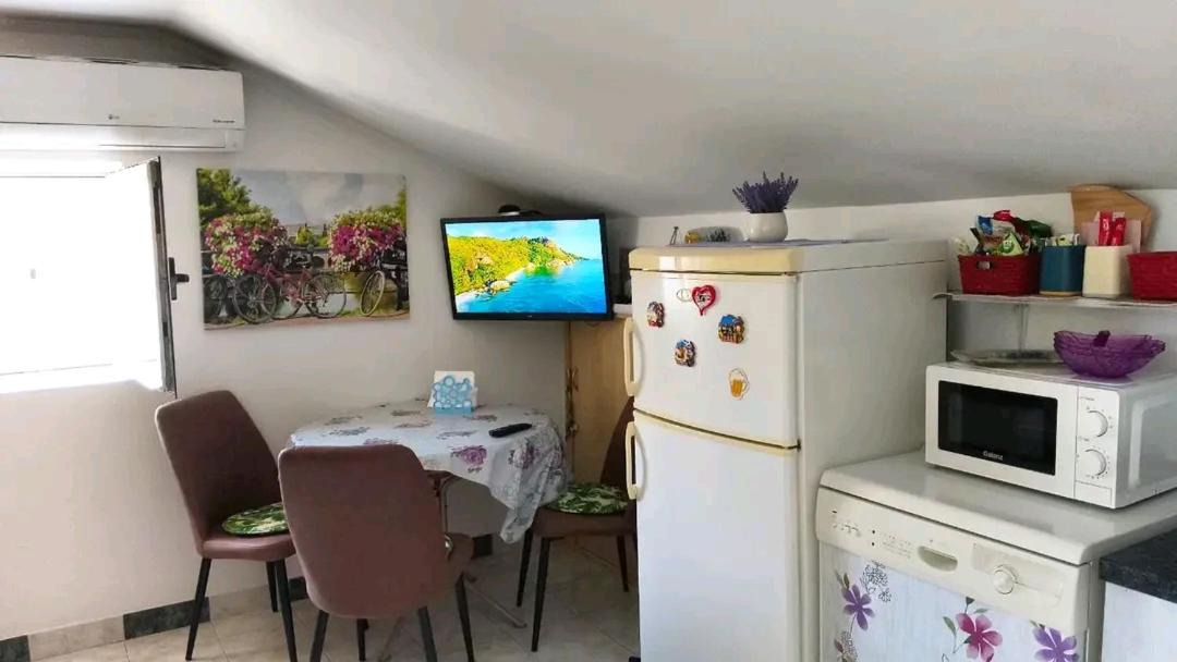 Photo of Kitchen in Maini