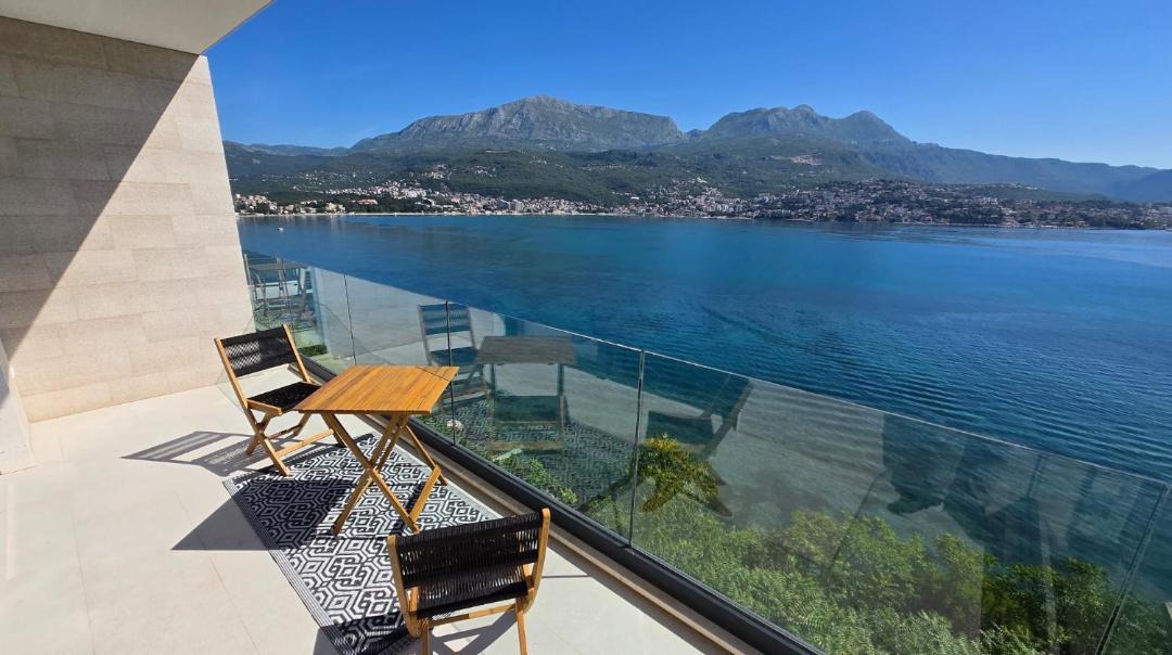 Photo of Patio Balcony in Igalo