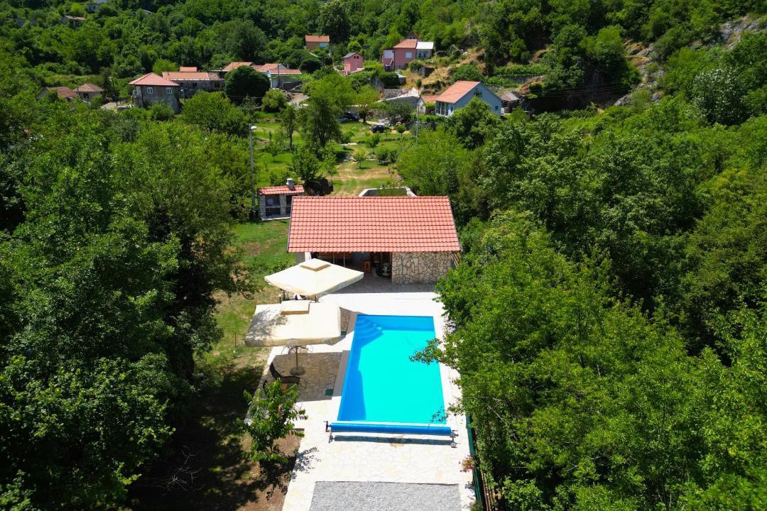 Photo of Others in Cetinje
