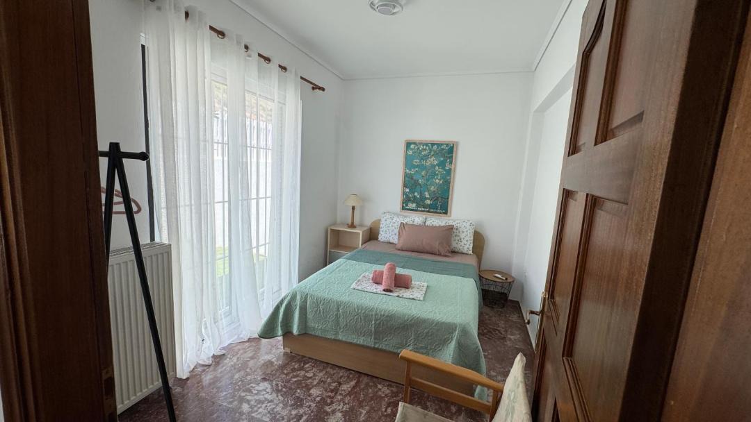 Photo of Bedroom in Kaki Thalassa