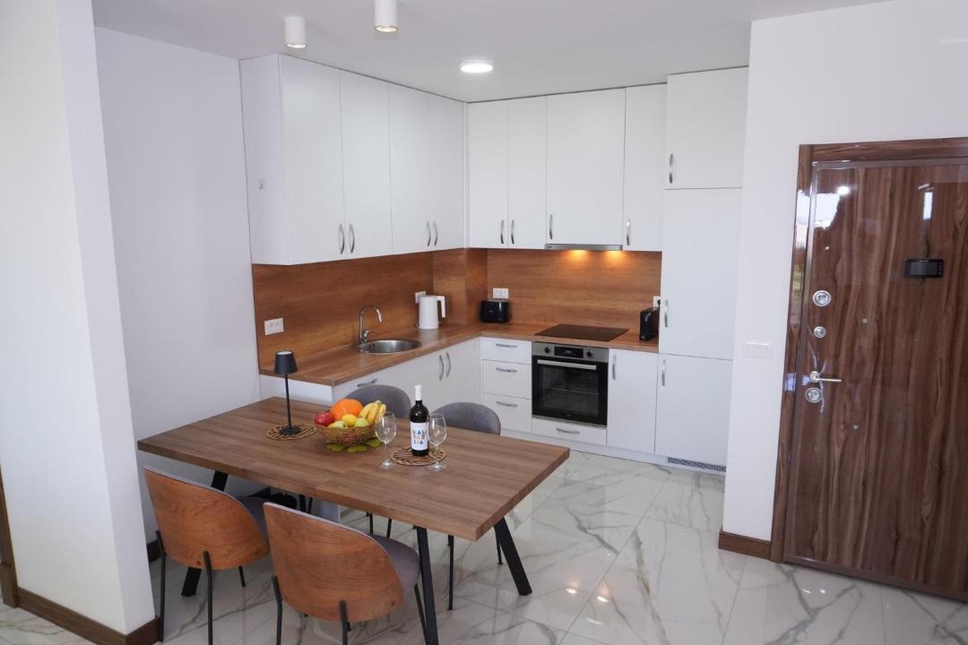 Photo of Kitchen in Burtaisi