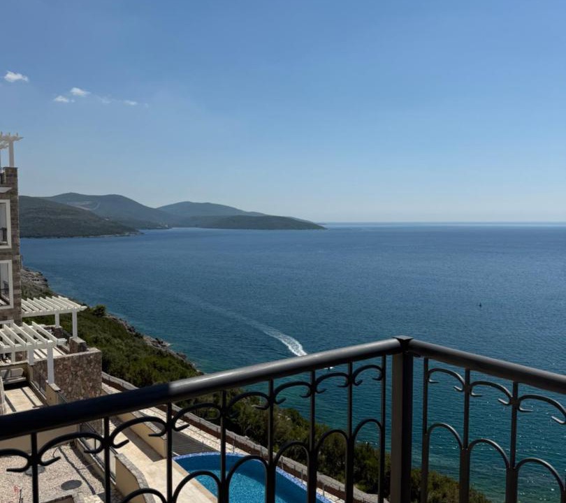 Photo of Patio Balcony in Radovici