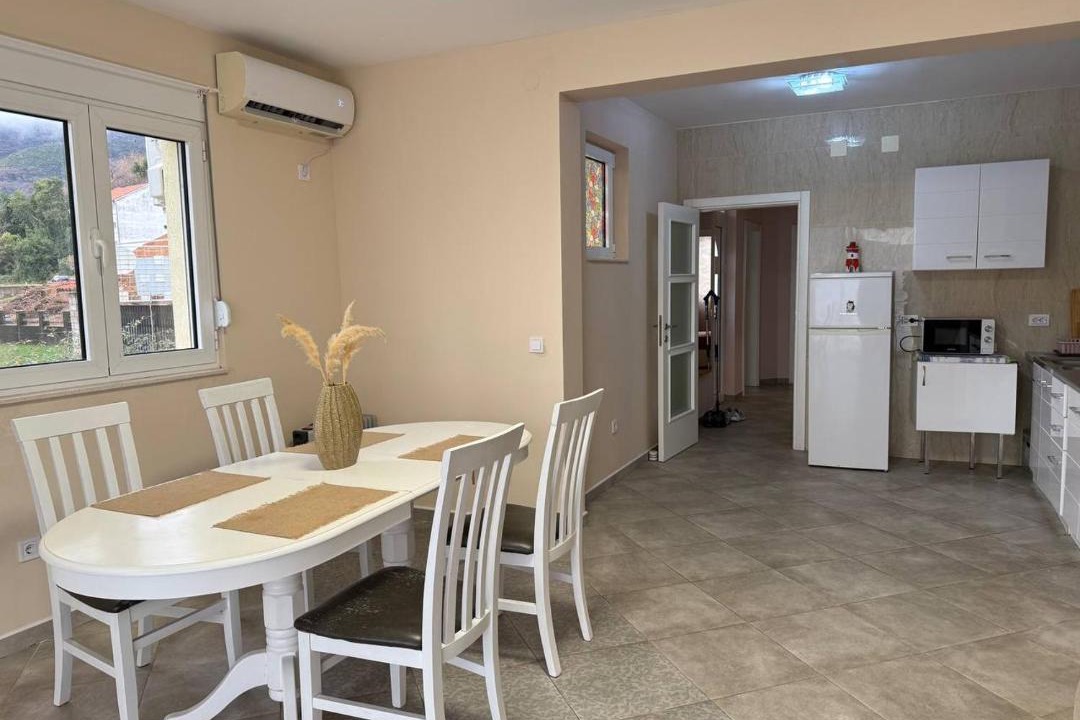 Photo of Kitchen in Bijela