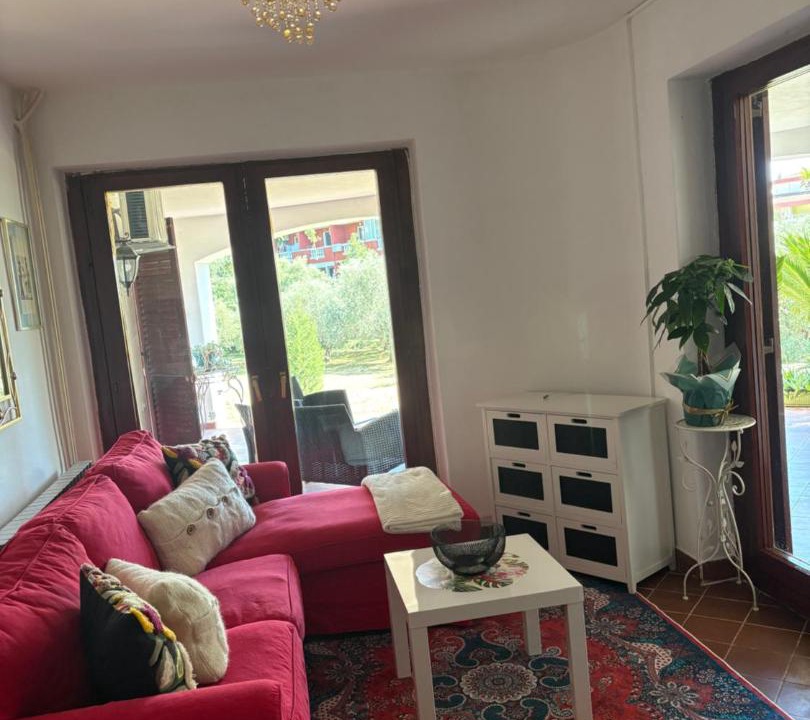 Photo of Livingroom in Podmaine