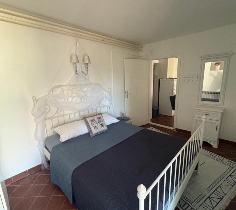 Photo of Bedroom in Podmaine