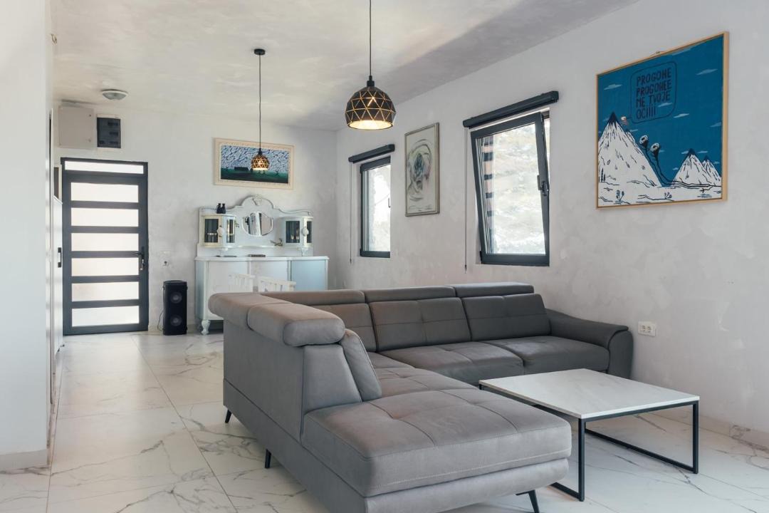 Photo of Livingroom in Bar