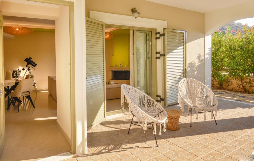 Photo of Patio Balcony in Mazarakata