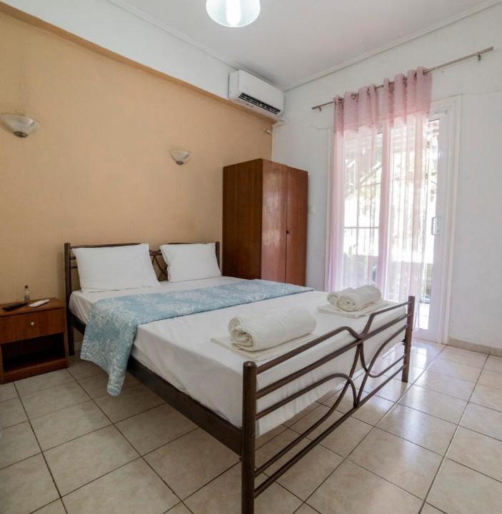 Photo of Bedroom in Kamena Vourla