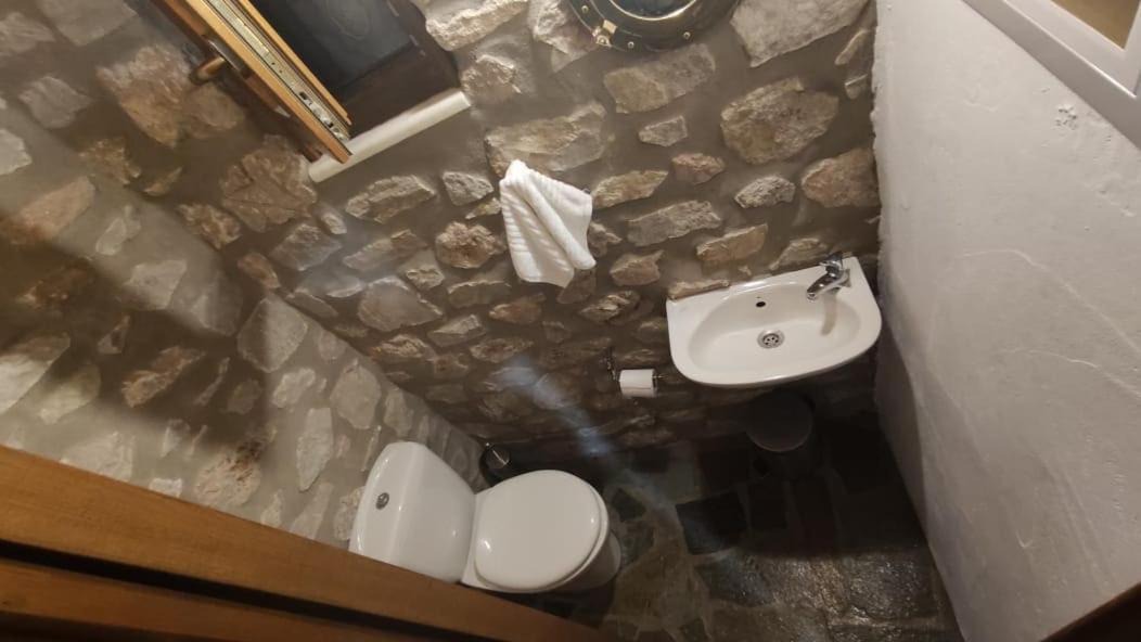 Photo of Bathroom in Krotiri