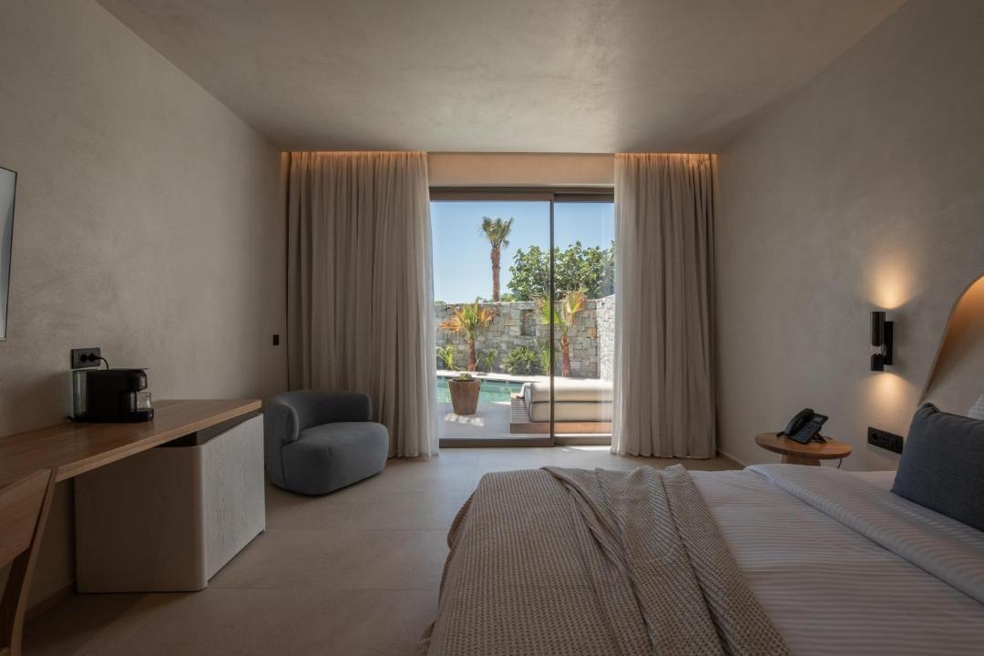 Photo of Bedroom in Platis Gialos