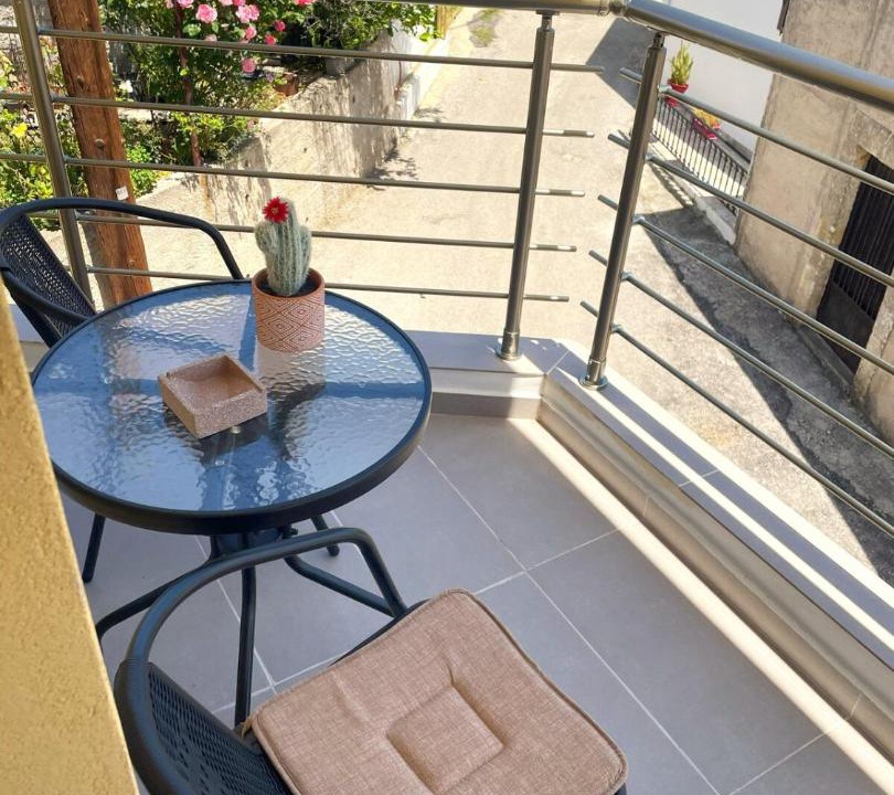 Photo of Patio Balcony in Asklipiio