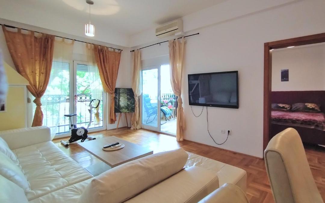 Photo of Livingroom in Podmaine
