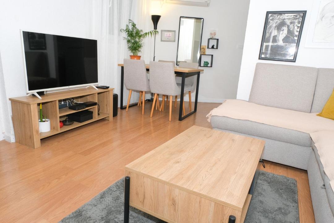 Photo of Livingroom in Podmaine