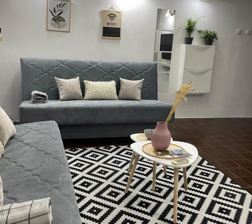 Photo of Livingroom in Downtown