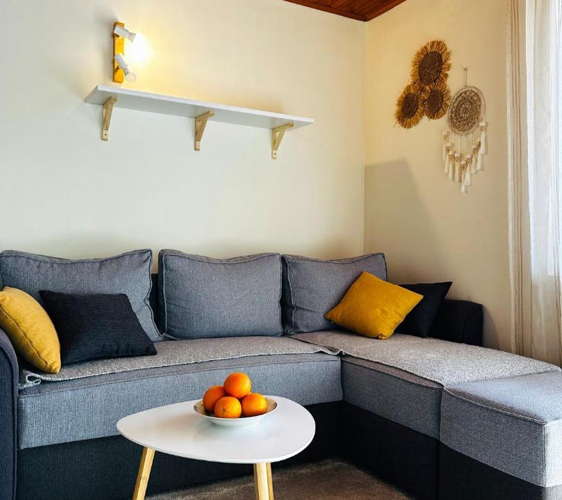 Photo of Livingroom in Sutomore