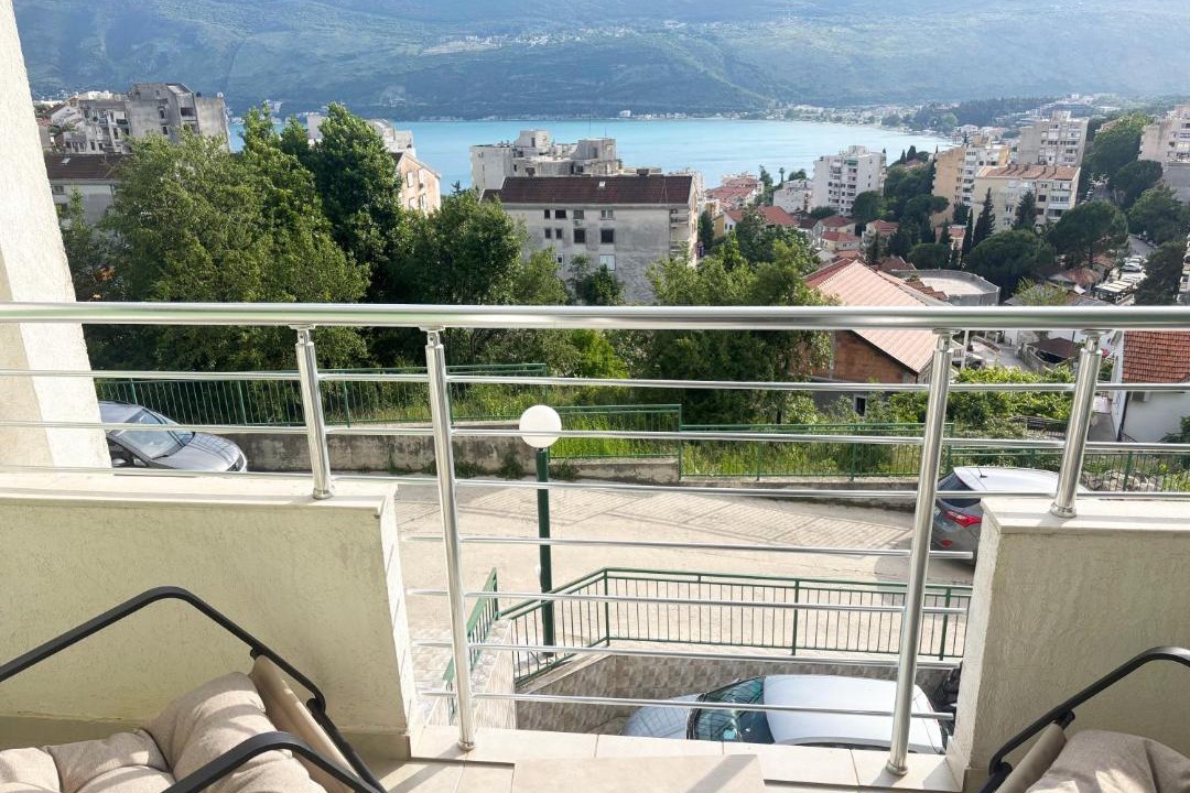 Photo of Patio Balcony in Topla