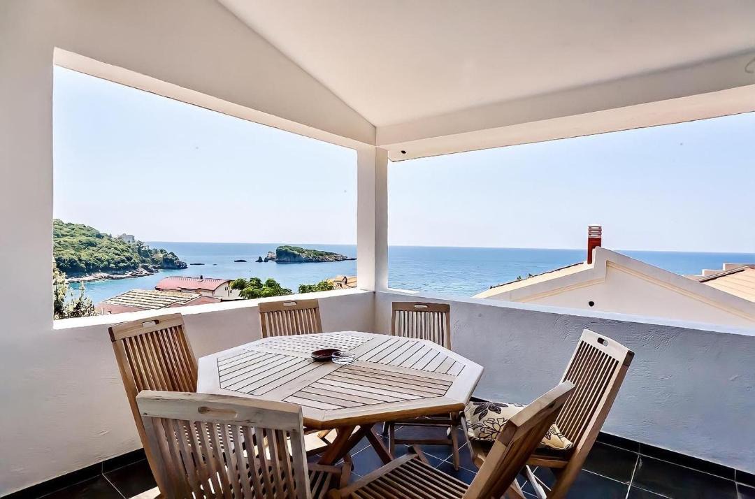 Photo of Patio Balcony in Utjeha Hladna Uvala