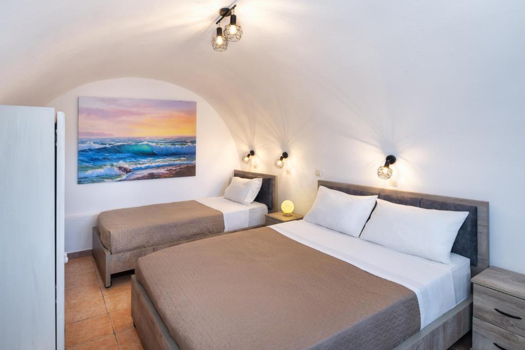 Photo of Bedroom in Perivolos