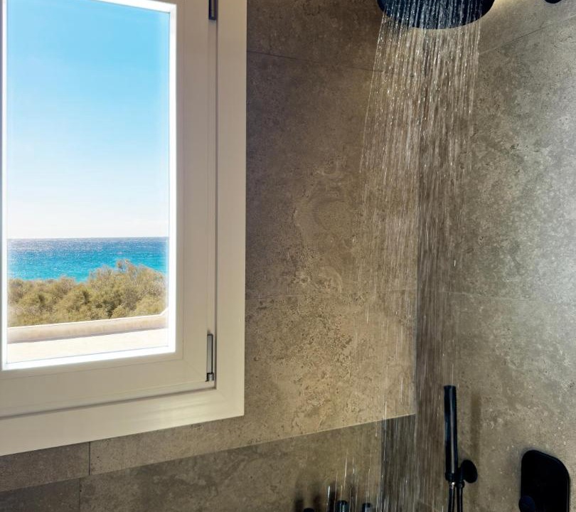 Photo of Bathroom in Folegandros