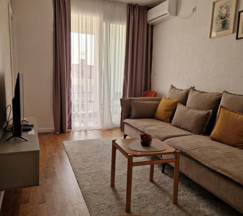Photo of Livingroom in Downtown