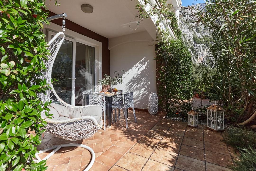 Photo of Patio Balcony in Orahovac