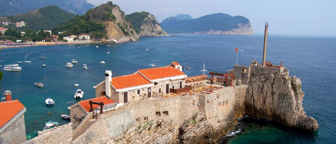 Photo of Buildings in Petrovac