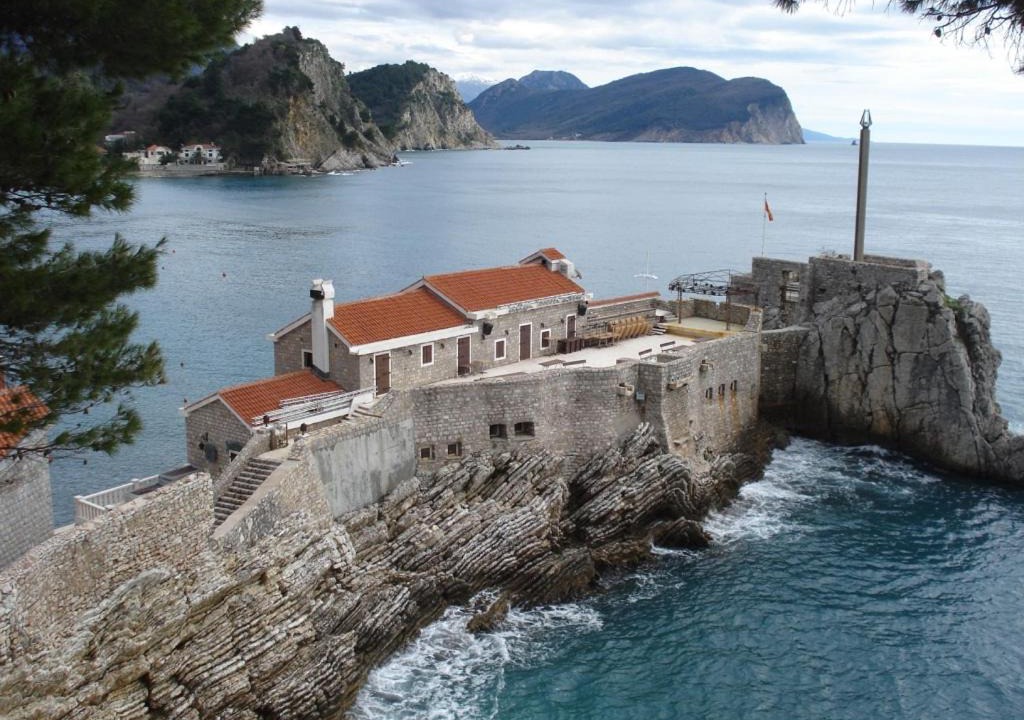 Photo of Others in Petrovac